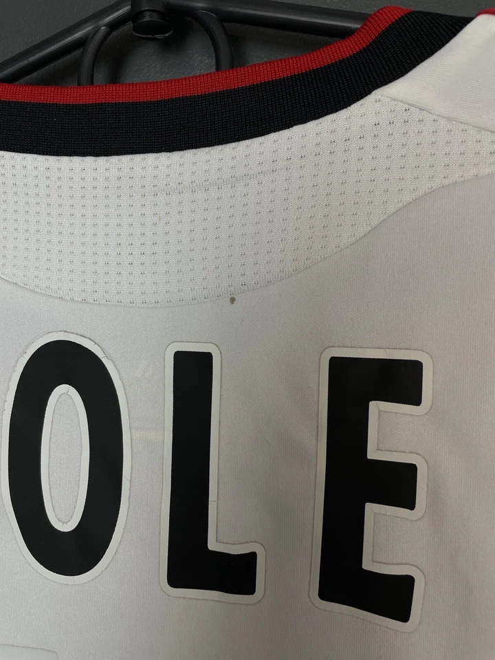 LIVERPOOL 2010/2011 AWAY FOOTBALL SHIRT #10 JOE COLE ADIDAS SOCCER JERSEY SIZE L - Image 4 of 4