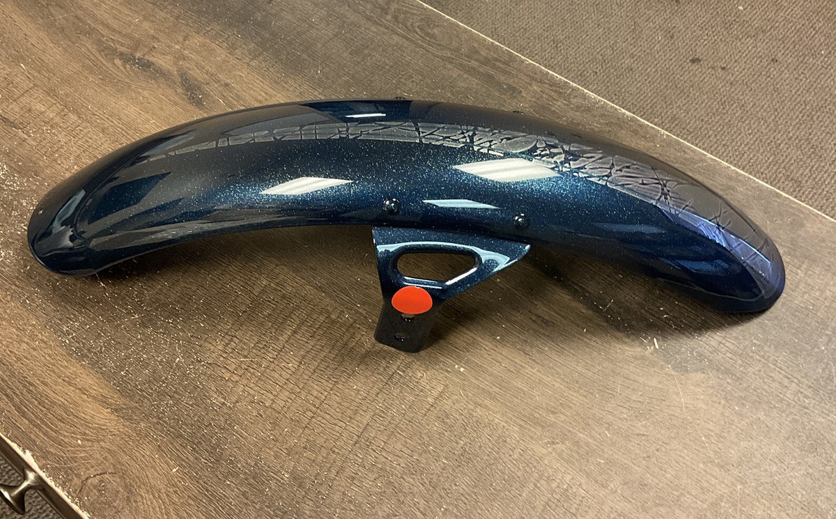 Fender？ Forty Customs Z-Series Front Fender