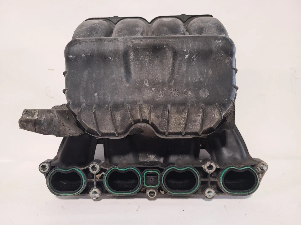 Used Upper Engine Intake Manifold fits: 2005 Chevrolet Malibu 3.5L upper Upper G Foto 3 de 4
