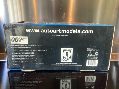 LOTUS ESPRIT TURBO JAMES BOND FOR YOUR EYES ONLY VERSION RT DRIVE 1/18 AUTOART - Imagen 23 de 24