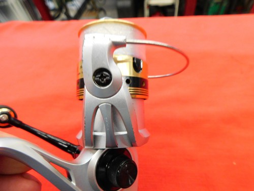 QUANTUM STRATEGY 30 SPINNING FISHING REEL 8 BB 5.2:1 SR30A - Picture 20 of 20