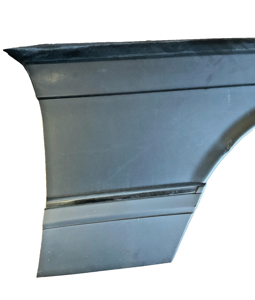 1986-1991 MERCEDES 420 Fender Right Passenger Side OEM - Image 2 of 4