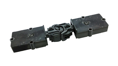 Accucraft AP11-738 Couplers 1:32 scale (one pair) / US-Klauenkupplung, 1 Paar