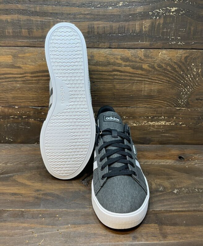 Adidas Daily 3.0 Men display picture 1