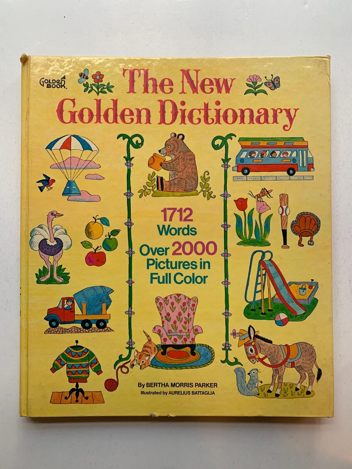 The New Golden Dictionary by Bertha Morris Parker 1972 Hardcover Golden  Press