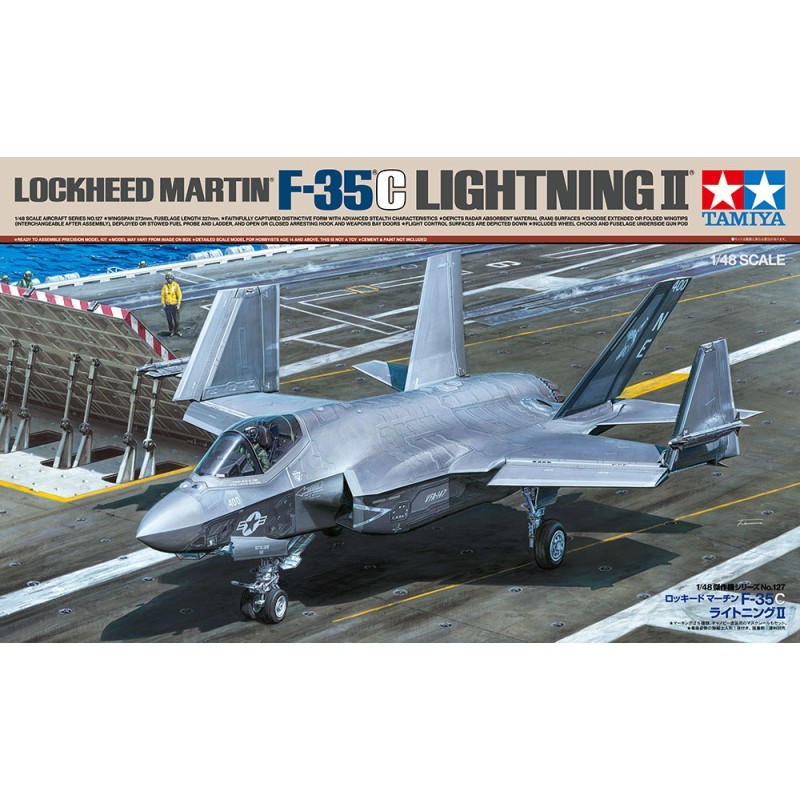 Avion F-35C Lightning II Tamiya 1/48 avec ailes repliables réalistes