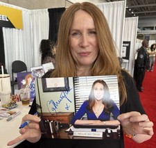 Catherine Tate hand signed Nellie Bertram The Office U.S. photo auto NBC