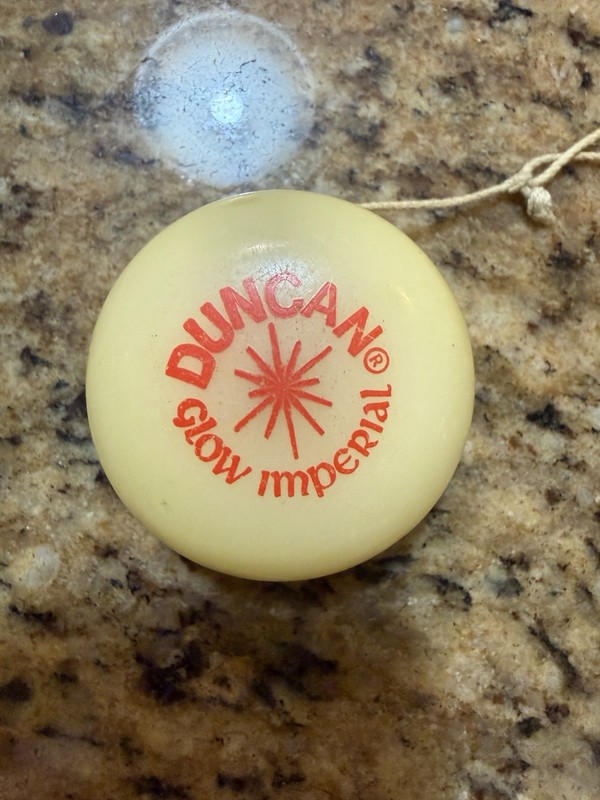 Vintage Duncan Glow Imperial Yo-yo
