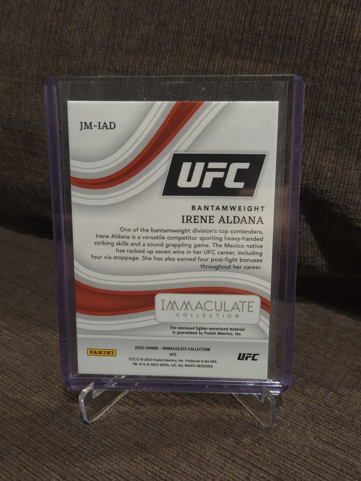 2023 Immaculate UFC - Ирен Алдана - спортивный бюстгальтер Venum Jumbo нашивка #2/6! - Редкий - Изображение 2 из 2