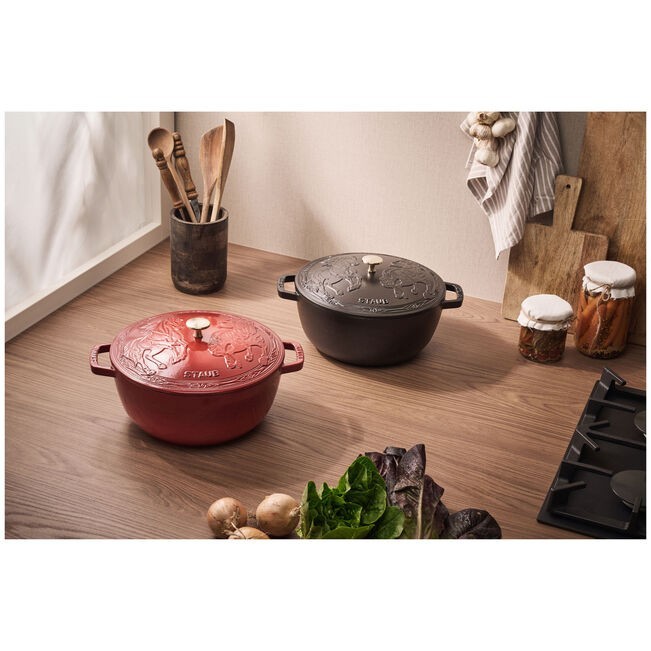 New! Staub La Cocotte 5.25 qt, Essential French Oven with Horse