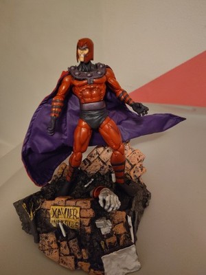 Marvel Select Magneto With Custom Wired Cape N Base