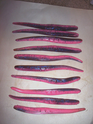 Manns Po Go Snail Lure 10 Pk Bubble Gum Worm Color Baby Snake Lure Discontinued
