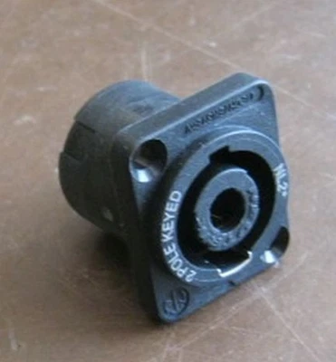 1 Stk. NEUTRIK Speakon Einbaubuchse 2 pol. NL 2 MP | Neu - Bild 1 von 4
