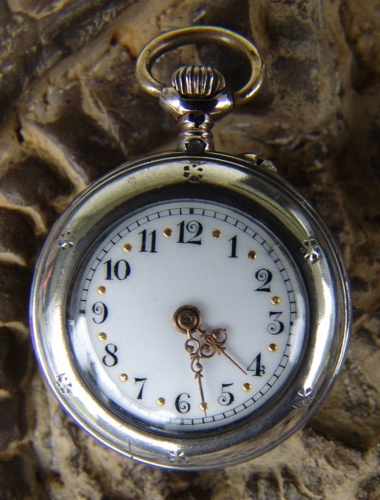 RARE 800 SILBER JUGENDSTIL TASCHEN UHR, MIT RELIEFIERTEM DAMEN PORTRAIT LÄUFT - Bild 2 von 7