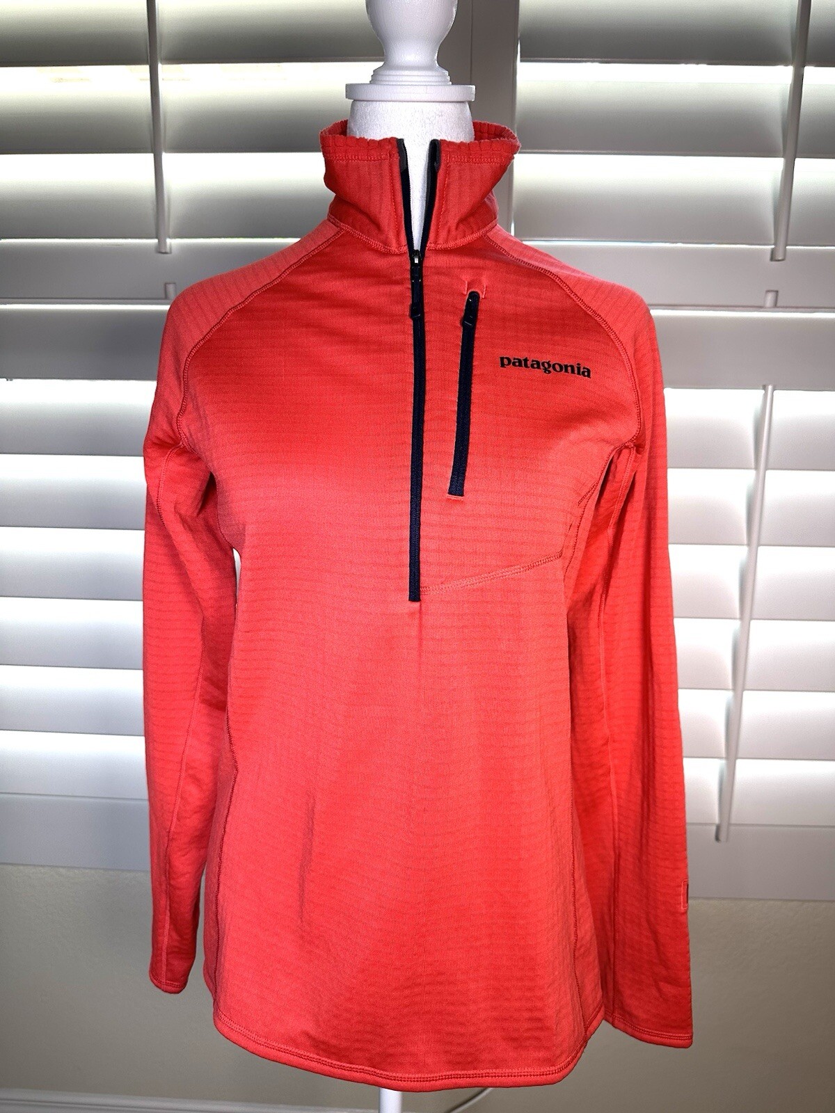 Patagonia Womens Small Red Fleece 1/4 Zip Pullover Very Warm Excellent $150