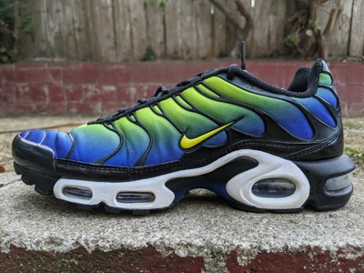 air max plus flyknit