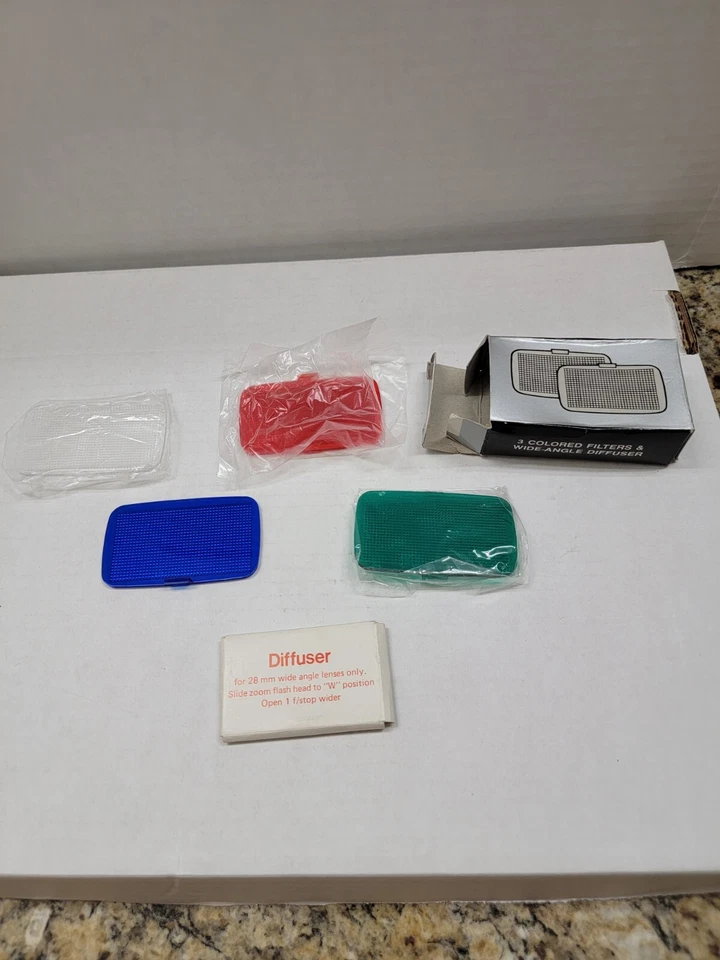 Vintage Wide Angle Diffuser & 3 Colored Filters Red Green Blue for Camera Flash - Image 3 of 4