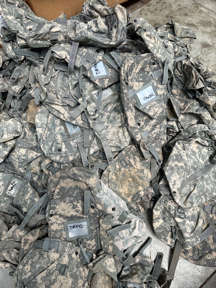 Lot De 2 Poches MOLLE II De Sustainment US Army - Camouflage UCP/ACU Numérique - Occasion