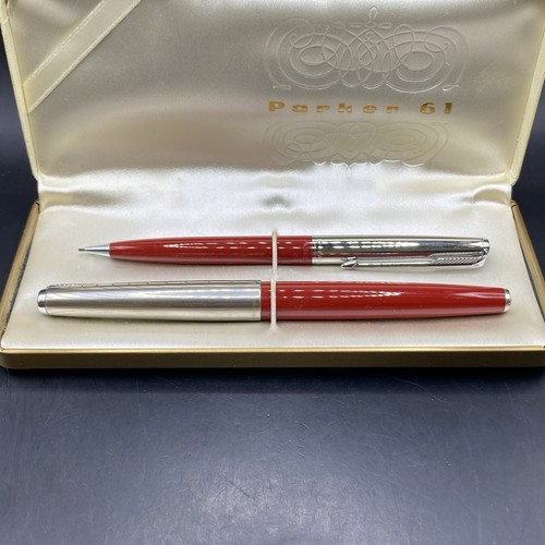 Parker 61 Deluxe Fountain Pen & Pencil Set Rage Red w Original Vintage Case - Picture 2 of 5