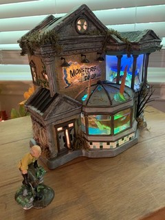 Dept. 56 Halloween Monsters of the Deep#799936 Time To Feed The Monsters #799982