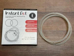 Genuine INSTANT POT Pressure Cooker Clear Sealing Rings, 2 Pack, 5 & 6 Qt NEW