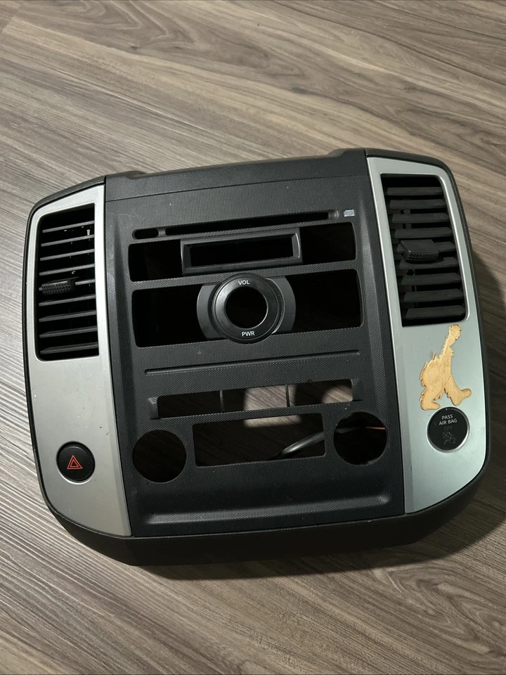 2009 - 2012 年日产 Frontier Xterra Center Dash 收音机暖通空调装饰边框面板 — 第 2/4 张图片