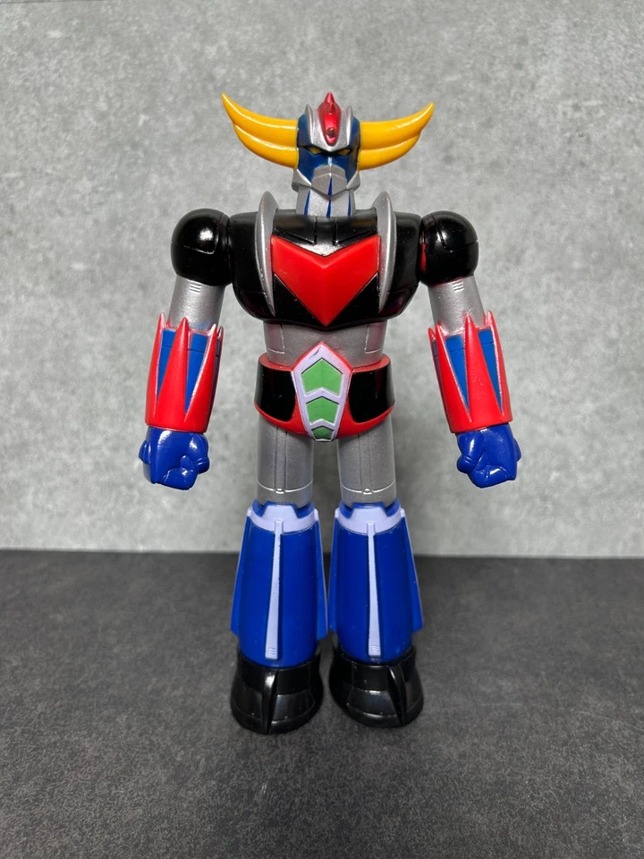 Figura Vinilo Suave Sofubi BANDAI 1990 UFO Robot Grendizer Goldorak 8" De Colección Foto 2 de 4