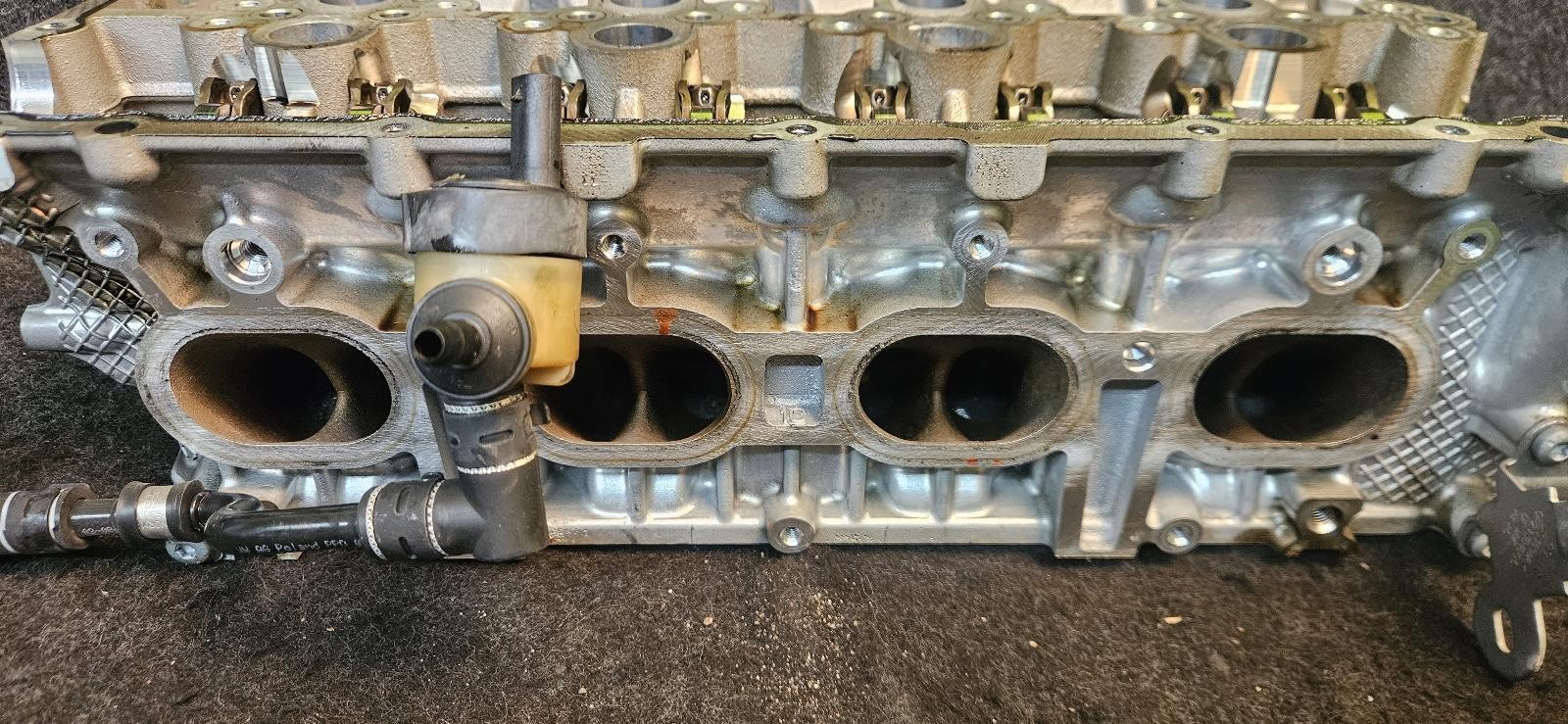 AUDI BENTLEY LAMBO PORSC LEFT ENGINE CYLINDER HEAD 0P2103403D OEM 38K Miles