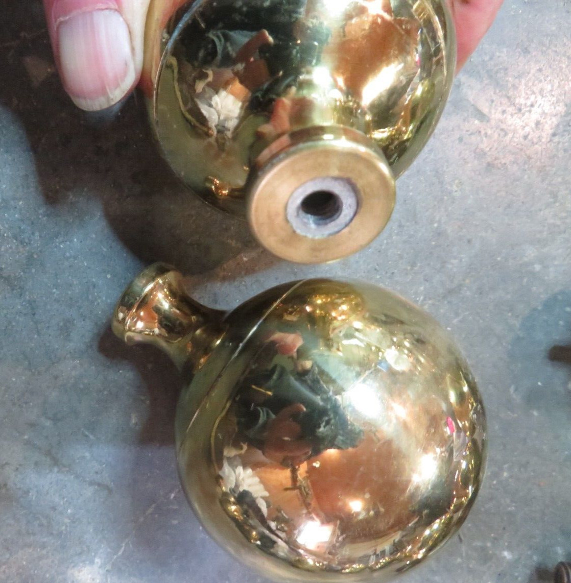(2) Replacement Polished Brass Ball Bed Post Finials 21/2" (Z2) HRI