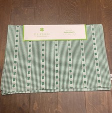 St Patricks Day 4 Placemats Green White Clover 13 x19 Irish Shamrock New