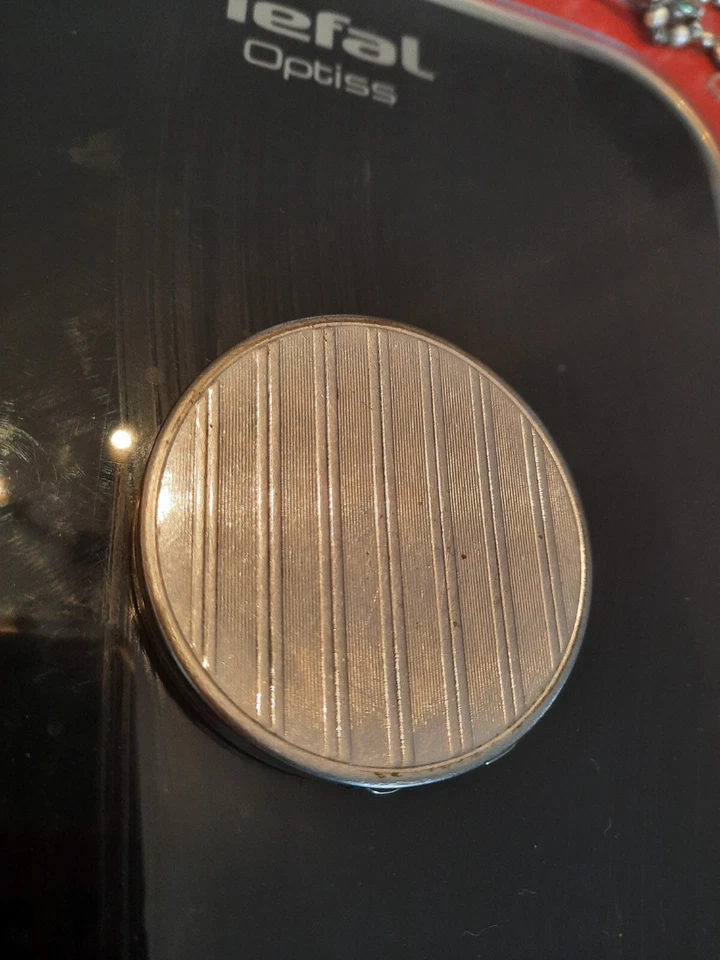 ANCIEN POUDRIER DE SAC VINTAGE ROND EN METAL ARGENTE AVEC MIROIR - Photo 2/3