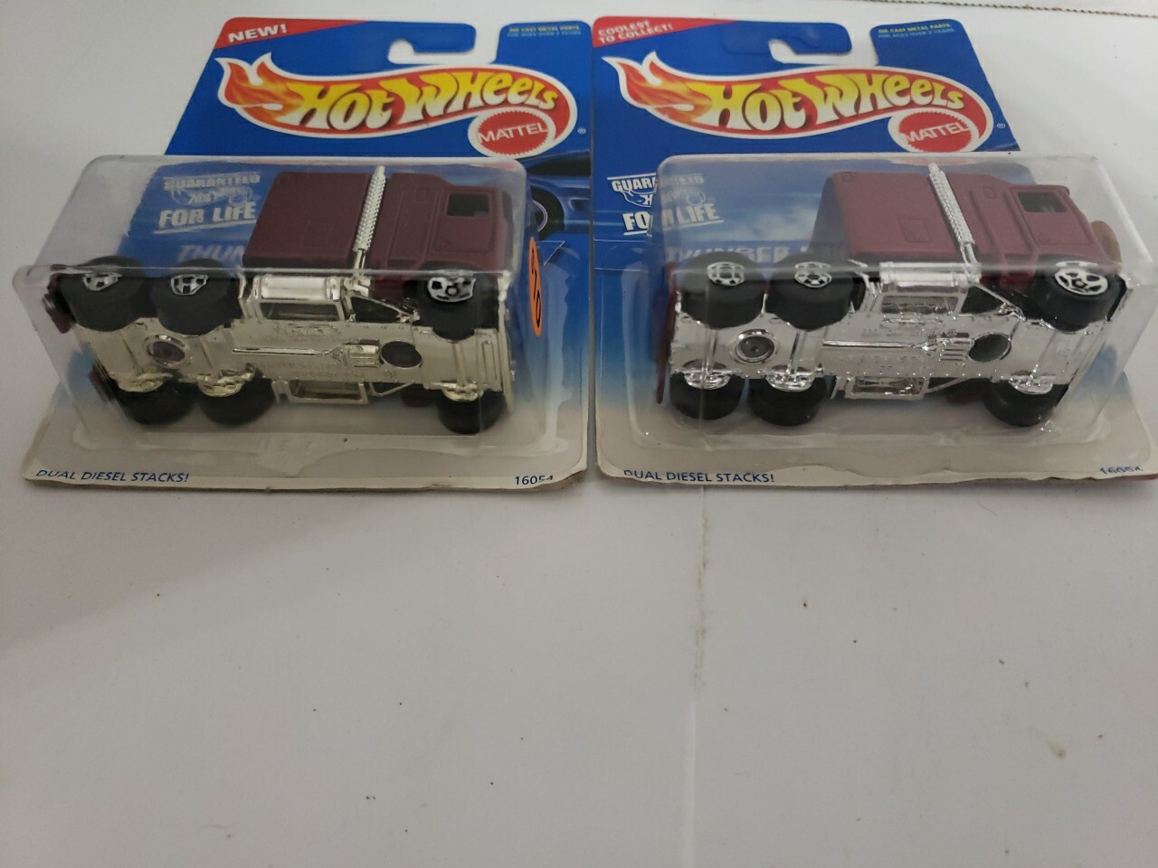 Hot Wheels 1995 #483 Thunder Roller Semi Truck New On Card