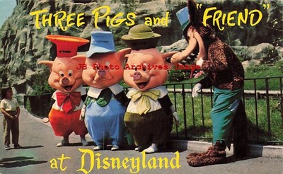 Disneyland, Three Little Pigs & the Big Bad Wolf, Fantasyland, No D-15