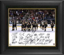 Goldn Knights FRMD Signed 16x20 Inaugural Season Stick Salute Photo w/26 Sigs
