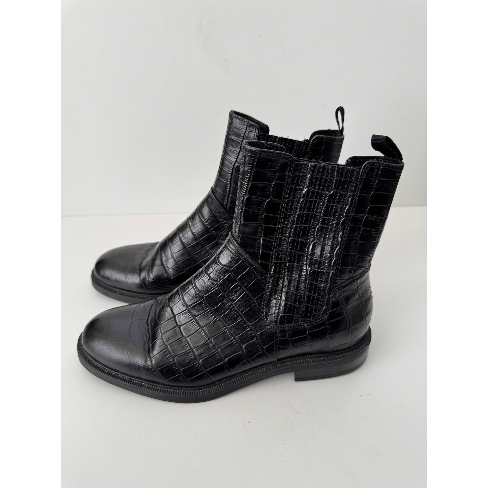 VAGABOND Mens US 7 Chelsea Boots Black Leather Croc Embossed Slip On Dress image 4