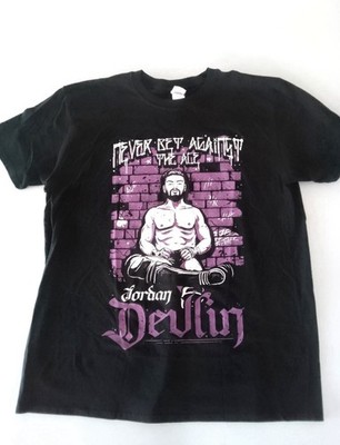 Jordan Devlin T-Shirt Size Large