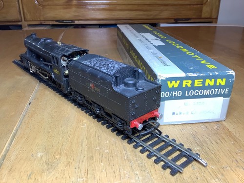 Wrenn 2 Rail 2224 BR 2-8-0 Class 8F Locomotive 48073 serviced/remaged - Picture 4 of 5