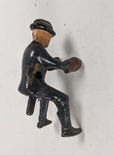 Vintage Hubley Cast Iron Driver Rider - 第 2/3 張圖片