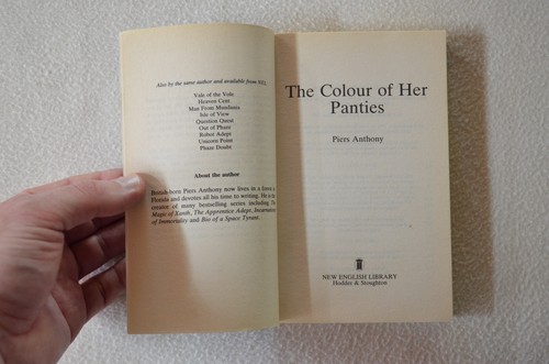 3x Vintage Piers Anthony Novels Bearing An Hourglass, T.A.R.O.T & The Colour... - Picture 9 of 11
