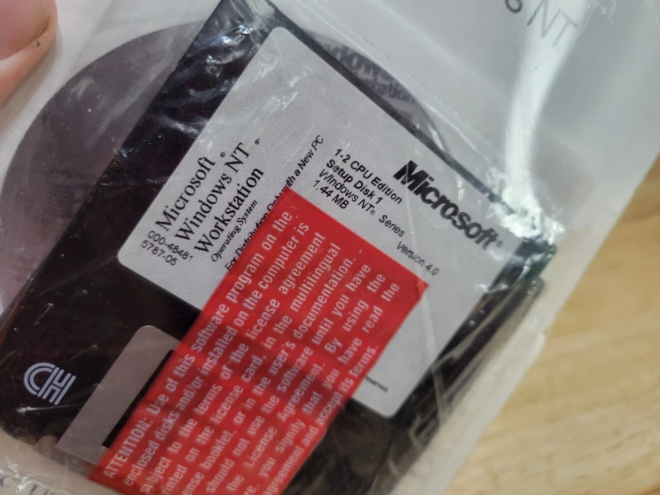 Microsoft Windows NT 4.0 Workstation 1-2 CPU Edition 3.5" Floppy Setup Disks New - Image 2 of 3