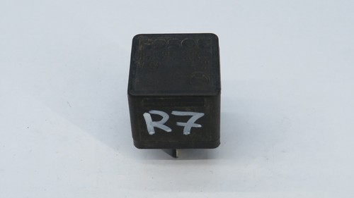 Audi 80 90 100 A4 A6 A8 / VW - Relais 431951253H BOSCH 0332014156 12V 40A ##R7