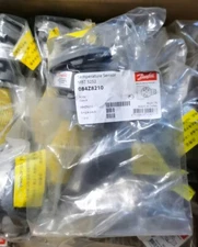 Danfoss MBT5252 temperature sensor 084Z8210 UPS shipping