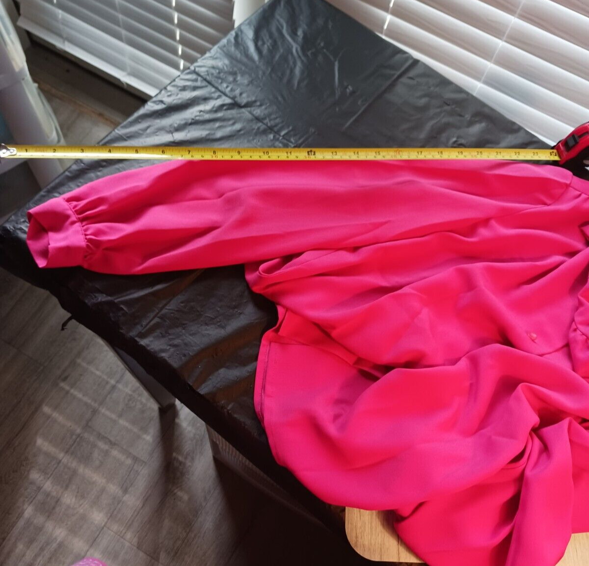 Womans Medium Solid Hot Pink Business Casual Butt… - image 11