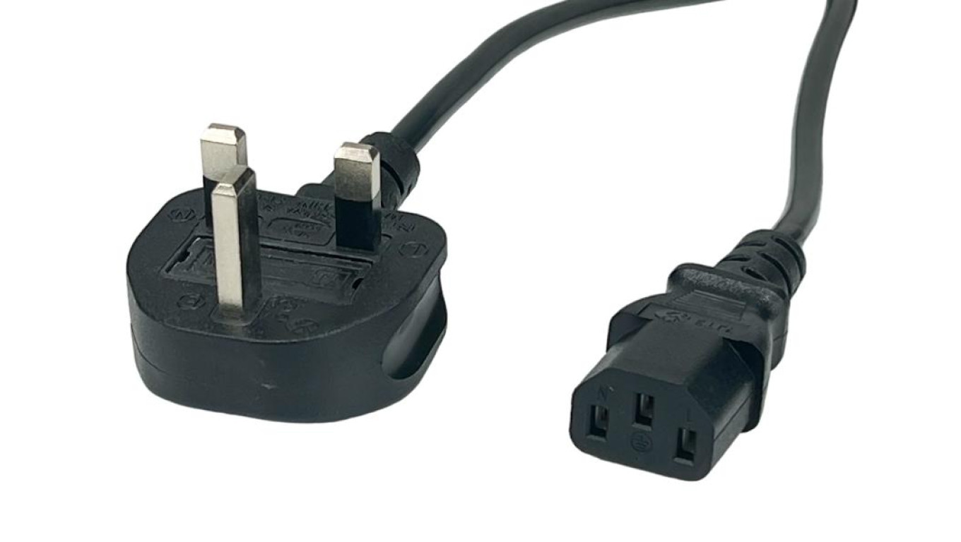 UK to IEC C13 Power Cord - POSAC-C13-5/UK30 Black 3m /T2UK