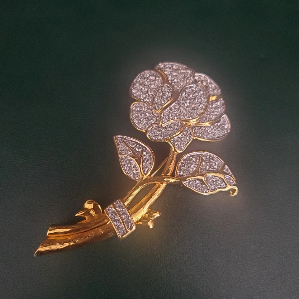 Broche Nolan Miller pavê grande strass rosa flor glamour coleção IOB - Imagem 2 de 4