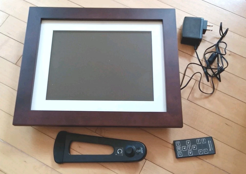 12" Pandigital Digital Photo Frame Holds 5000 images WiFi Bluetooth Play Music - Image 3 of 4