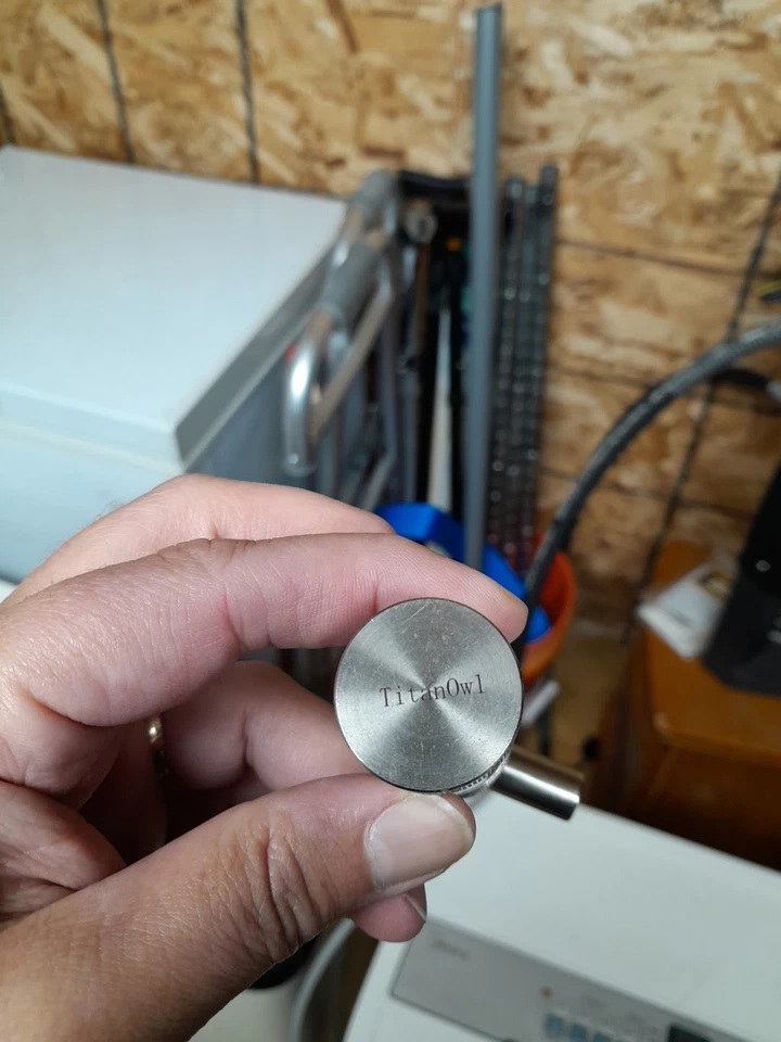 Prensatelas compresores de aluminio XXL mango en forma de T tabaco hierba prensa exprimidor nuevo Foto 2 de 2