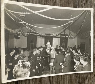 WWII ROYAL CANADIAN AIR FORCE PHOTO RCAF WOMEN'S SANTA CLAUS PARTY YARMOUTH NS