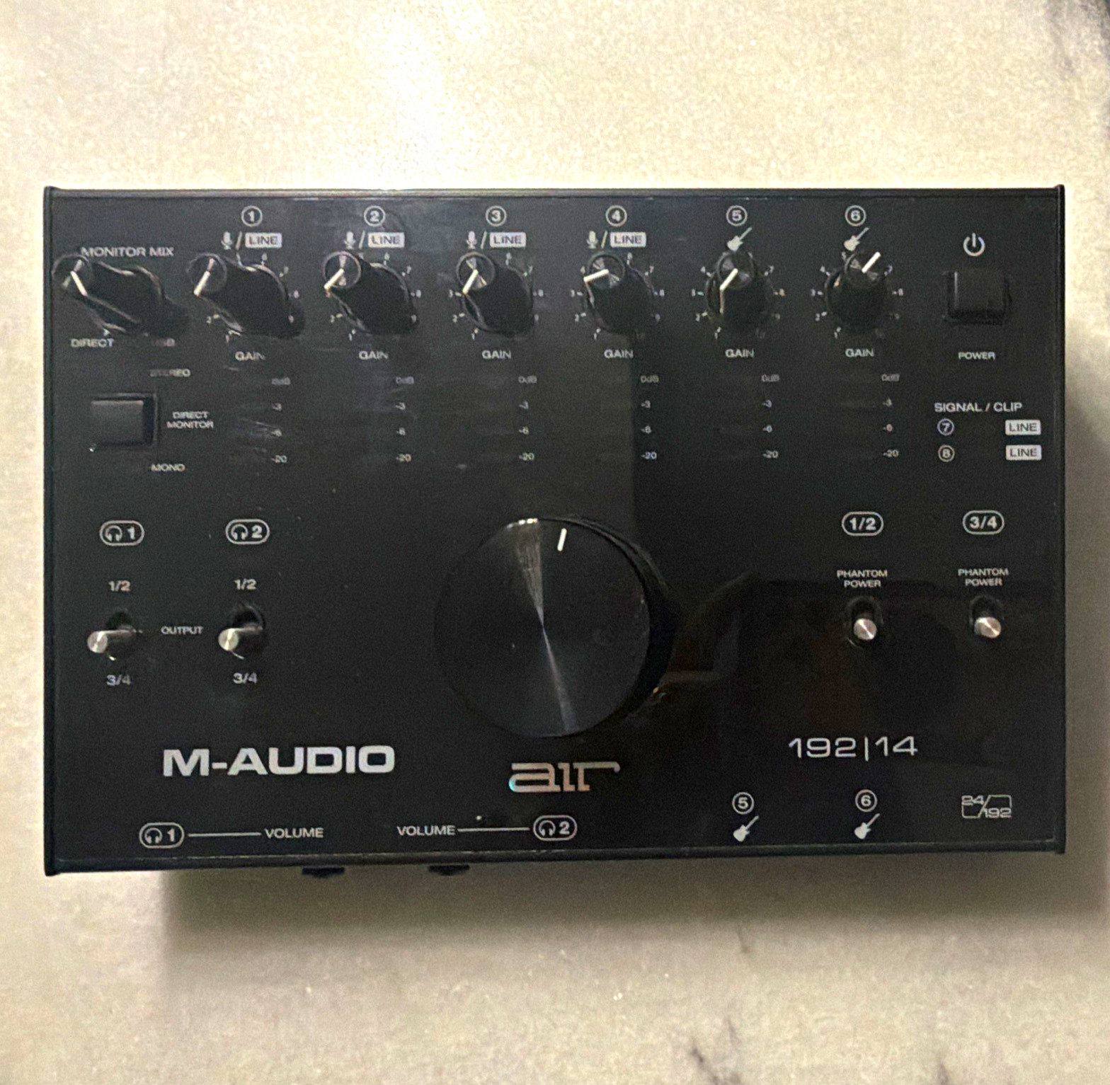 M-Audio AIR 192|14 USB Audio Interface, MIDI In, Phantom Power, Monitoring