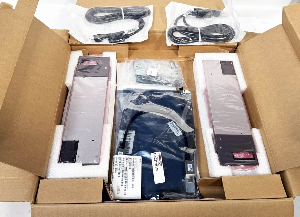 Cisco WS-C3650-48FS-L Catalyst 3650 48x 10/100/1000 4x 1G Dual 1025W EtherSwitch - Image 2 of 4